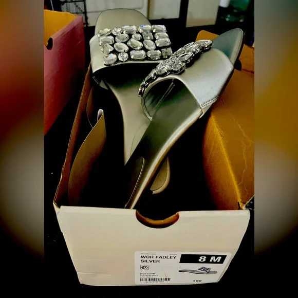 Sandals - Picture 1 of 1